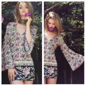 CHASER TAPESTRY BELL SLEEVE MINI DRESS sz S